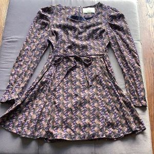 Flower print puff shoulder mini dress